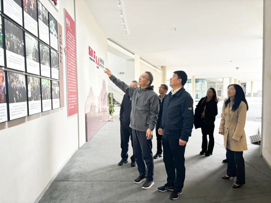 全國人大培訓中心副主任張志強一行調(diào)研基地